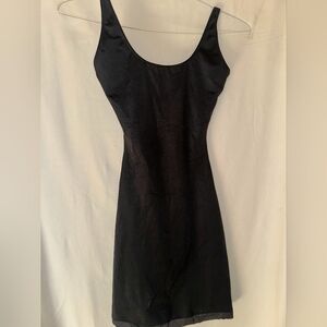 SPANX smooth Socialight slip